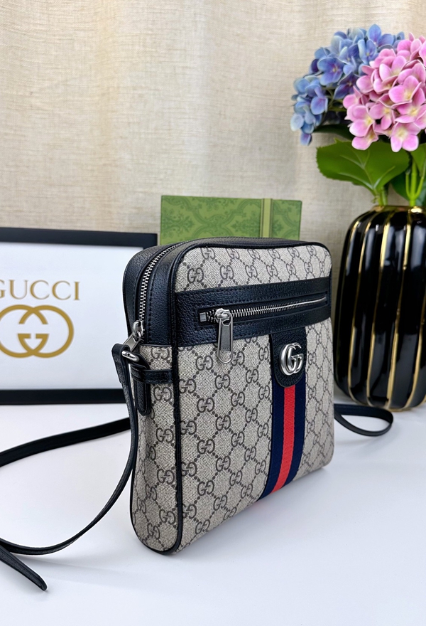 激安グッチバッグコピー側面デザイン